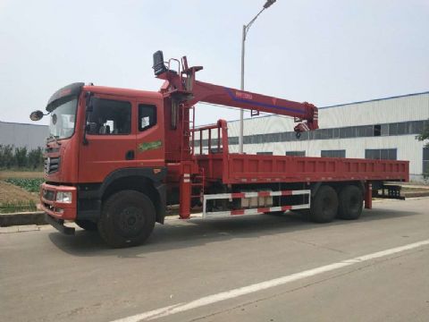 點擊查看詳細信息<br>標題：12噸東風隨車吊 閱讀次數：1636