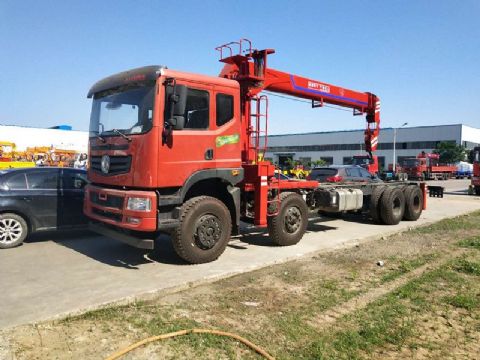 點擊查看詳細信息<br>標題：12噸前四后八隨車吊 閱讀次數：1635