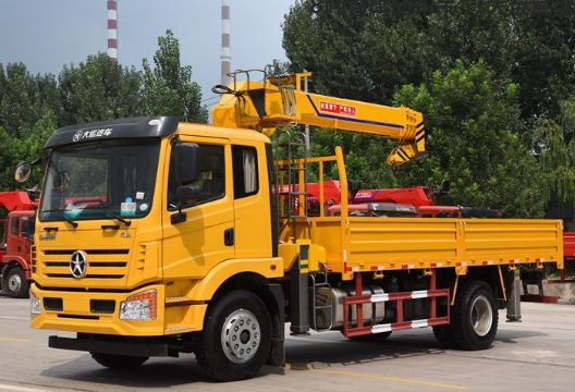 點擊查看詳細信息<br>標(biāo)題：8噸大運隨車吊 閱讀次數(shù)：1826